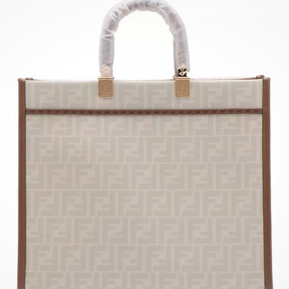 Authentic Fendi Sunshine Tote two way bag - Picture 2 of 10